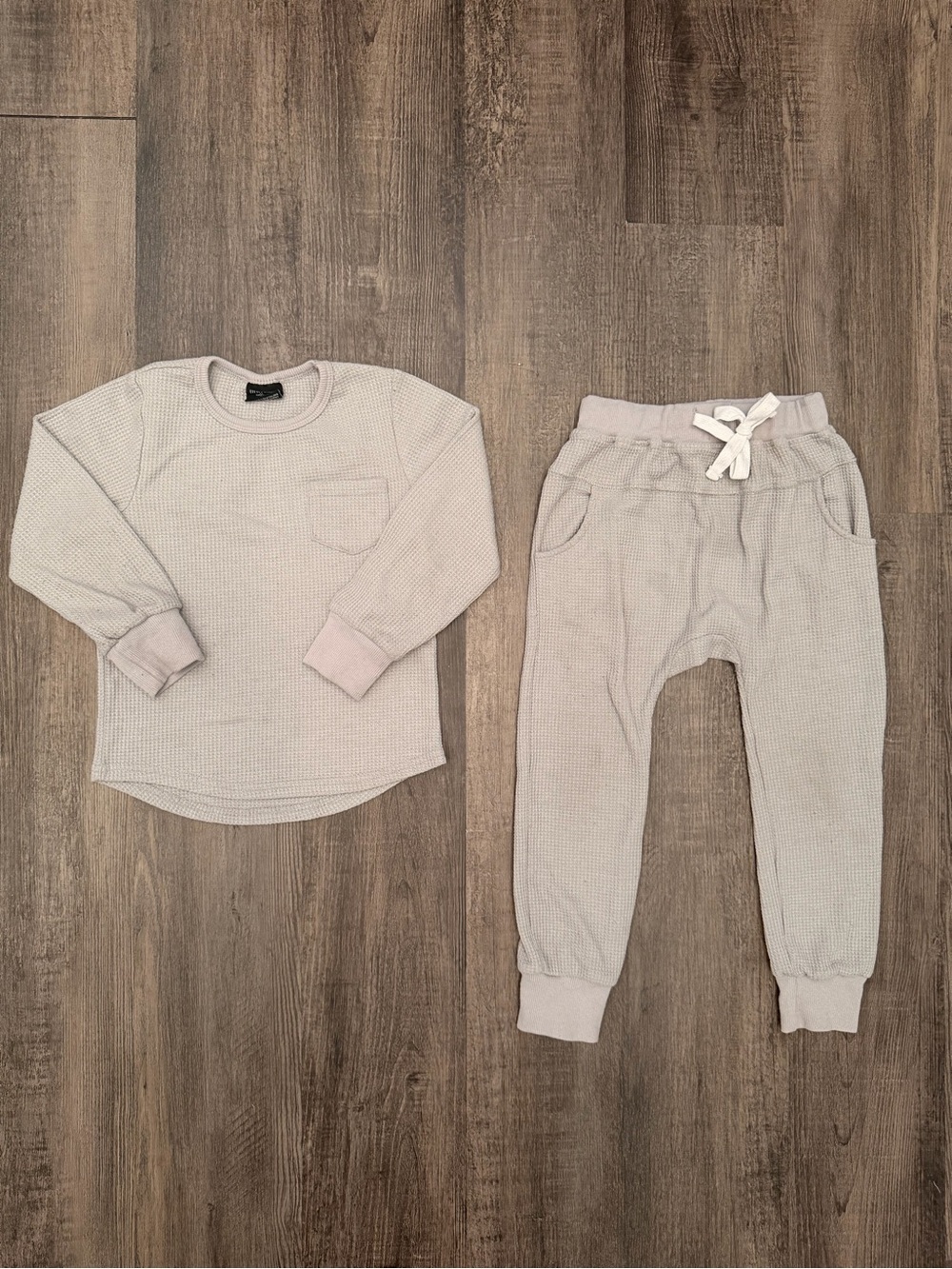 Little Bipsy Neutral Waffle Knit Jogger Set - Light Gray